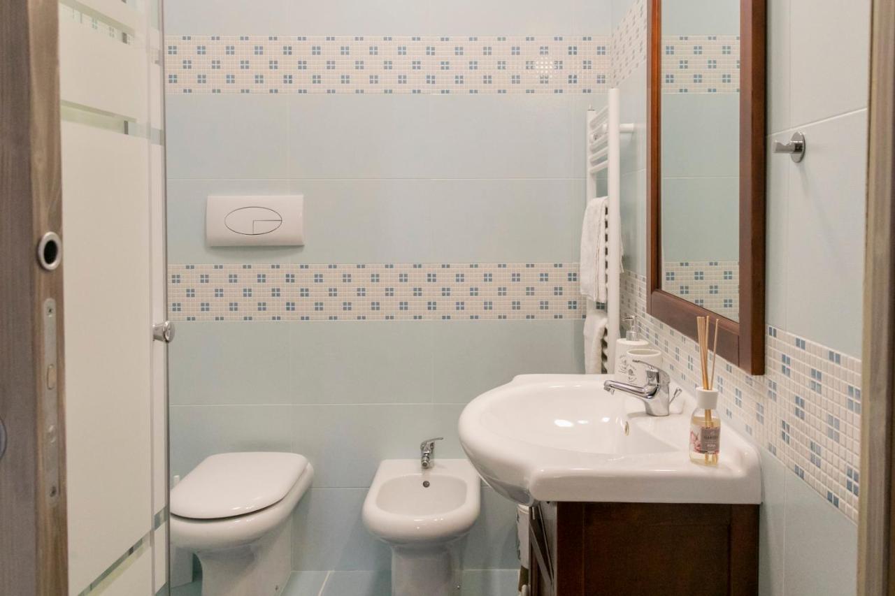 Il Mandorlo Fiorito Bed And Breakfast Ogliastro Cilento Exterior photo